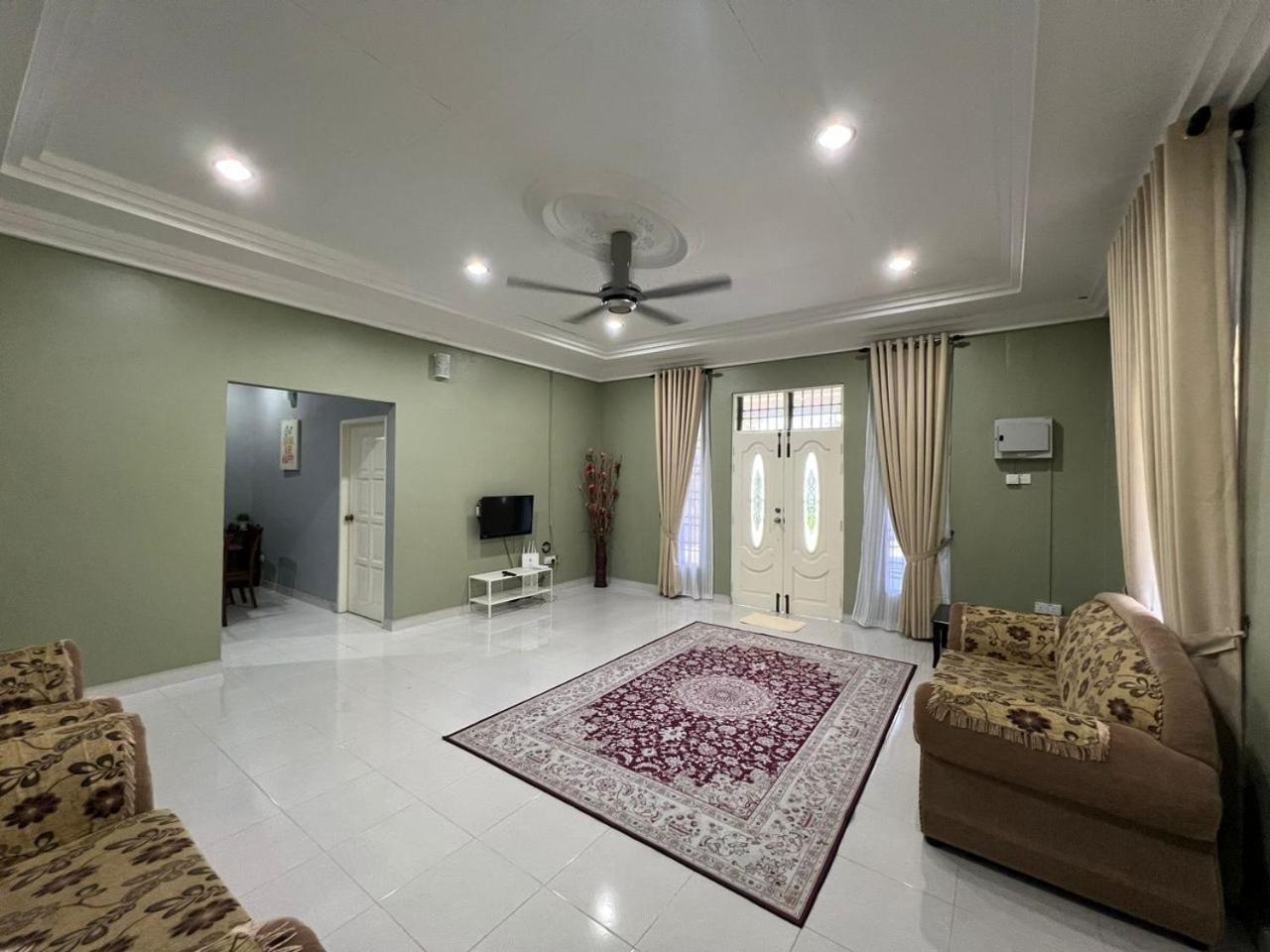 Relaxs Homestay Kota Bharu Exteriör bild