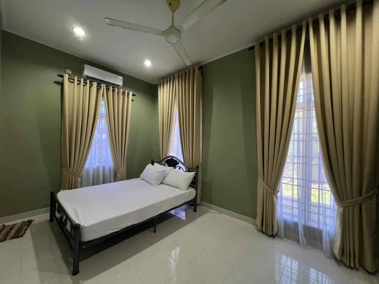 Relaxs Homestay Kota Bharu Exteriör bild