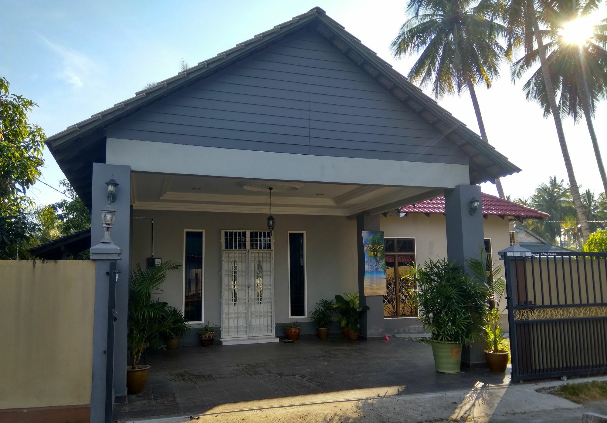 Relaxs Homestay Kota Bharu Exteriör bild